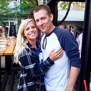 Meet your Posher, Chloe